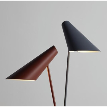 Lampada da tavolo Vibia I.Cono